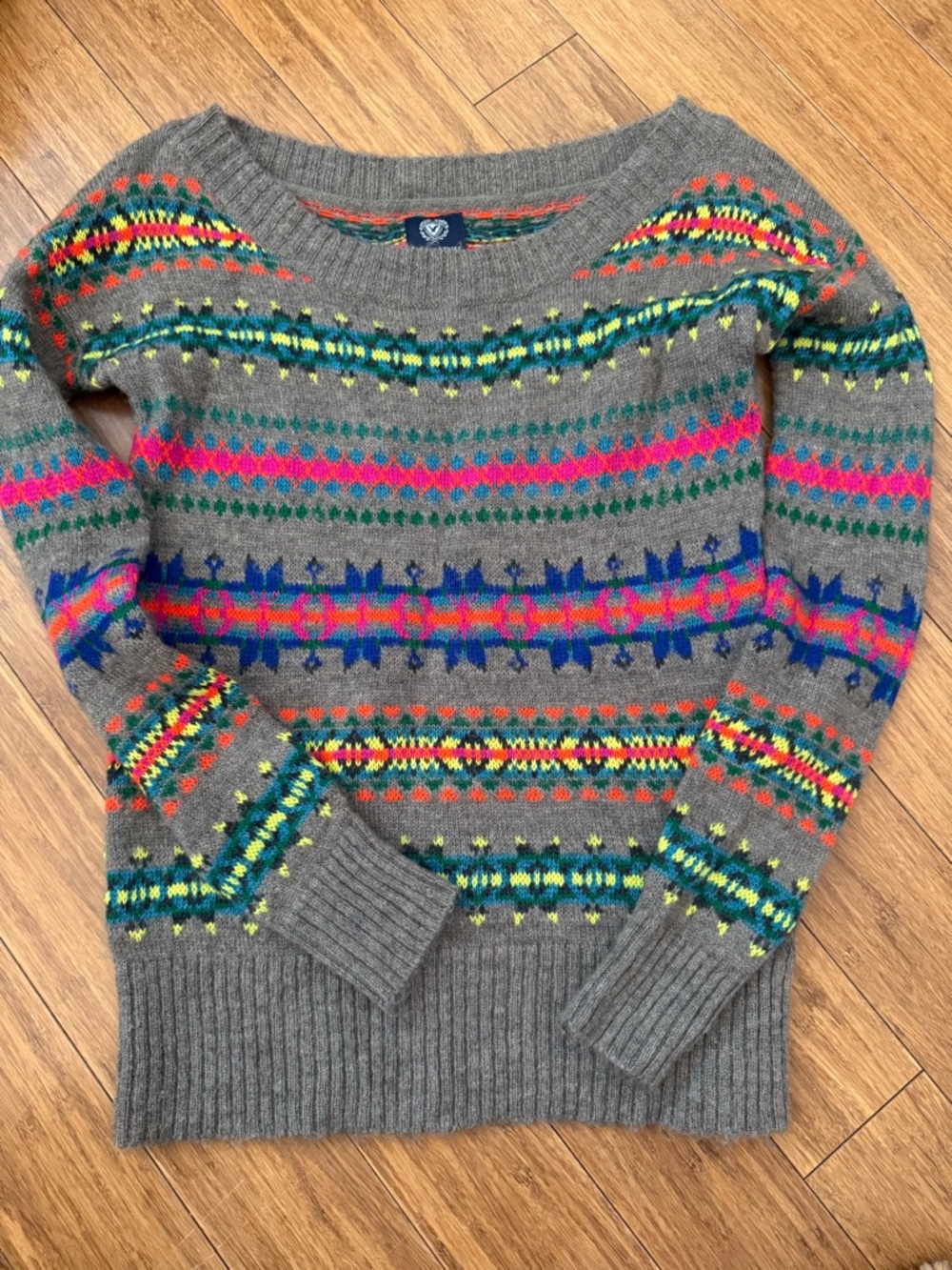 American Eagle Sweater